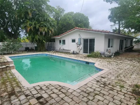 141 NE 30th Street Wilton Manors FL 33334