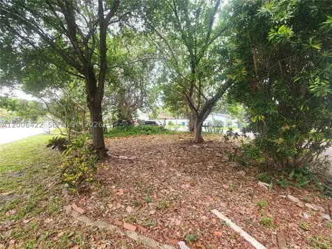 141 NE 30th Street Wilton Manors FL 33334
