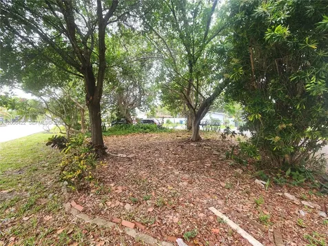 141 NE 30th Street Wilton Manors FL 33334