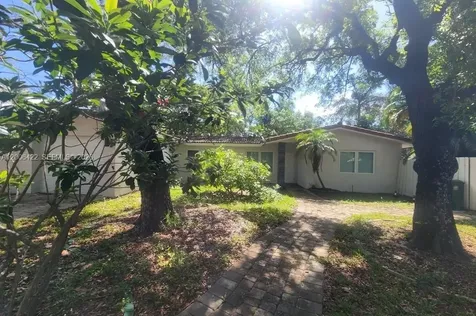 141 NE 30th Street Wilton Manors FL 33334