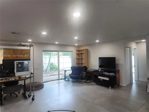 141 NE 30th Street Wilton Manors FL 33334