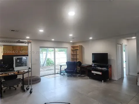 141 NE 30th Street Wilton Manors FL 33334