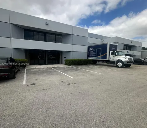 7237 NW 54th Street Miami FL 33166