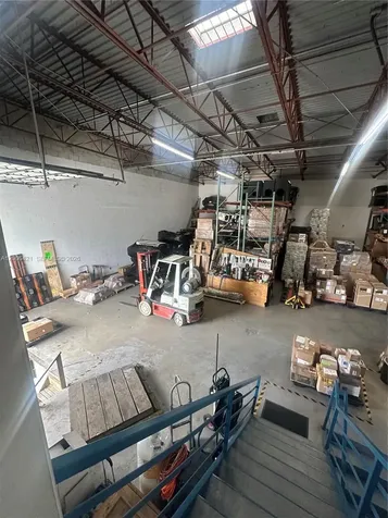 7237 NW 54th Street Miami FL 33166