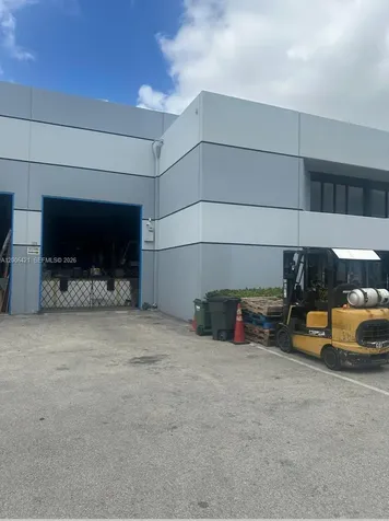 7237 NW 54th Street Miami FL 33166