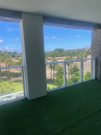 220 SE Mizner Boulevard Boca Raton FL 33432