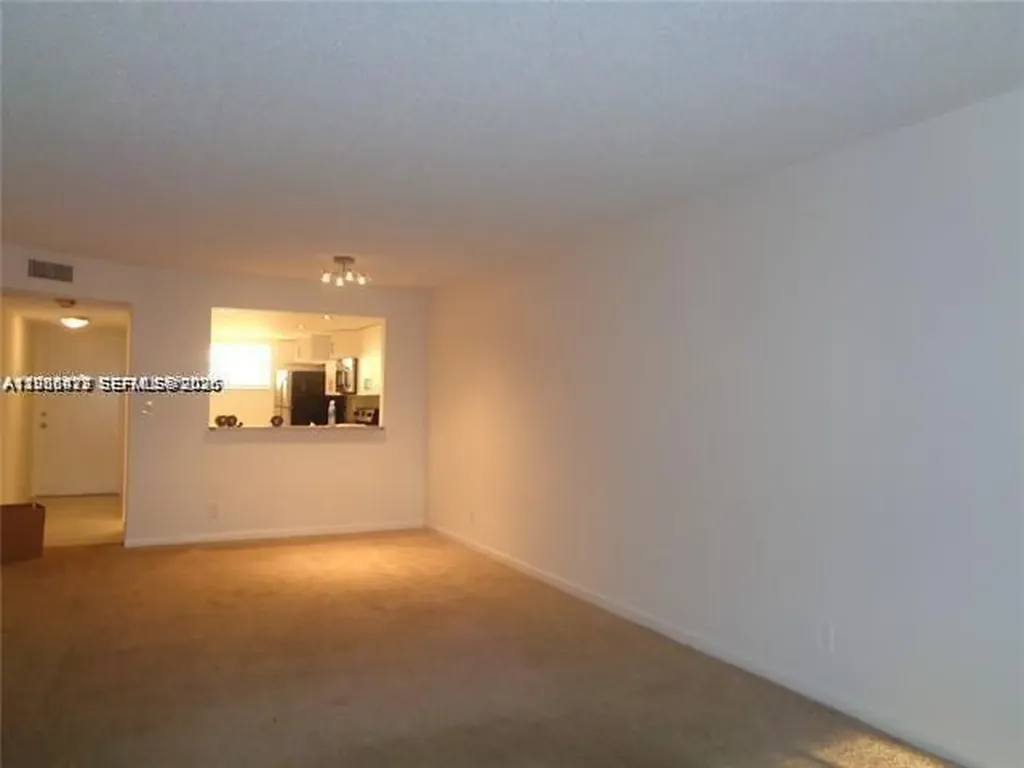 1075 Riverside Drive Coral Springs FL 33071