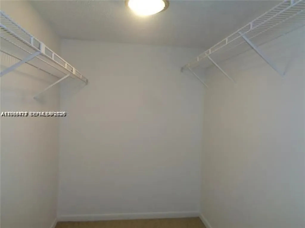 1075 Riverside Drive Coral Springs FL 33071