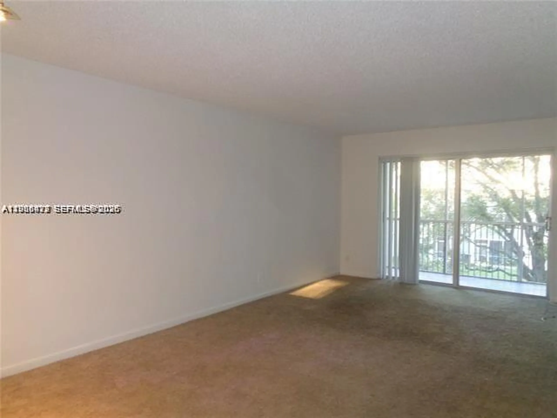 1075 Riverside Drive Coral Springs FL 33071