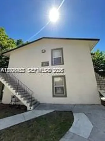1680 NW 4th Avenue Miami FL 33136