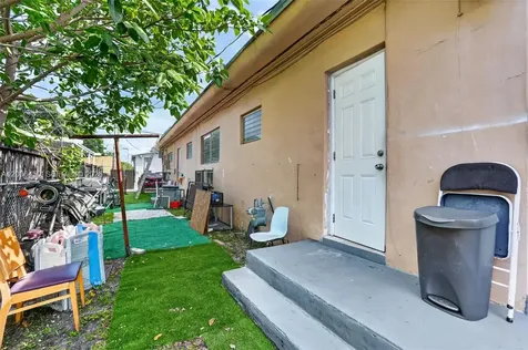 2100 NW 24th Street Miami FL 33142
