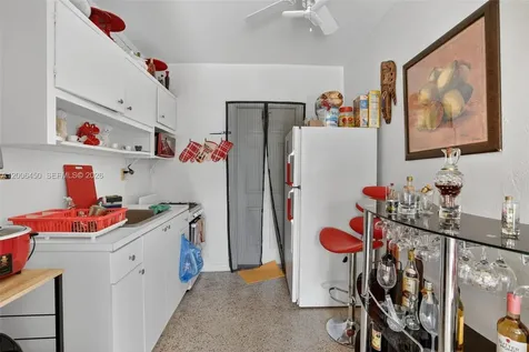 2100 NW 24th Street Miami FL 33142
