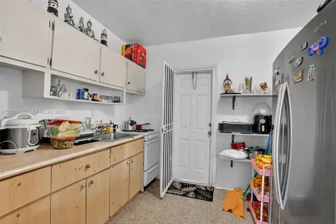 2100 NW 24th Street Miami FL 33142