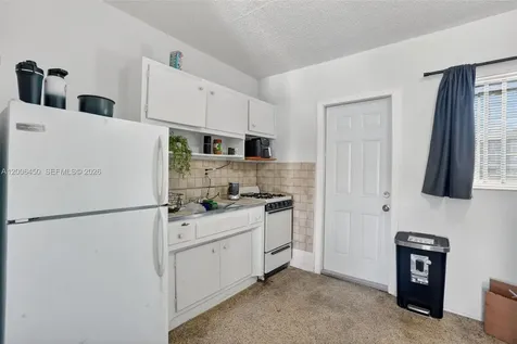 2100 NW 24th Street Miami FL 33142
