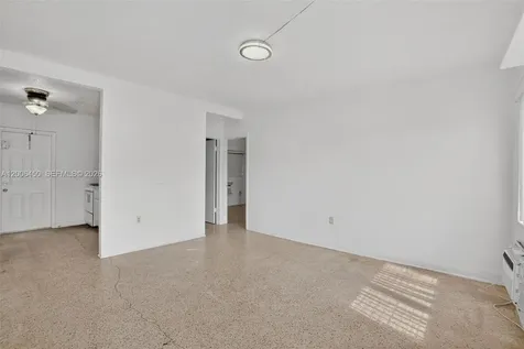 2100 NW 24th Street Miami FL 33142