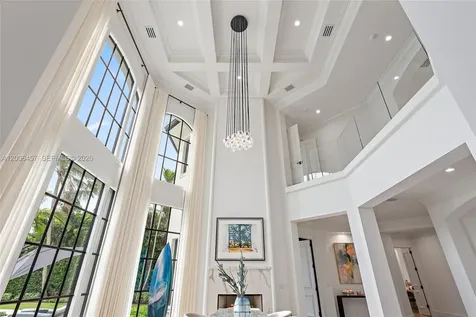 19020 Point Drive Tequesta FL 33469