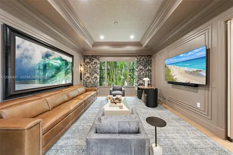 19020 Point Drive Tequesta FL 33469