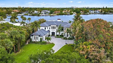 19020 Point Drive Tequesta FL 33469