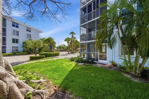 2000 S Federal Highway Boynton Beach FL 33435