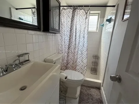 1430 NE 170th Street North Miami Beach FL 33162