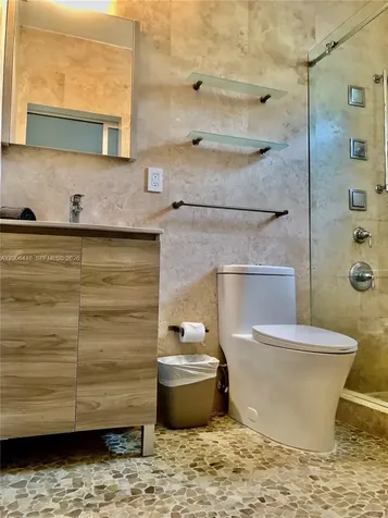 826 7th Street Miami Beach FL 33139
