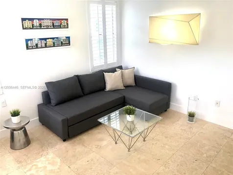 826 7th Street Miami Beach FL 33139