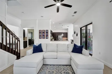 3701 NW 85th Terrace Cooper City FL 33024