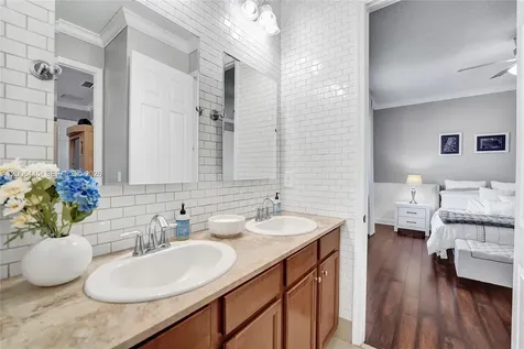 3701 NW 85th Terrace Cooper City FL 33024