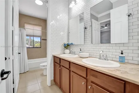 3701 NW 85th Terrace Cooper City FL 33024