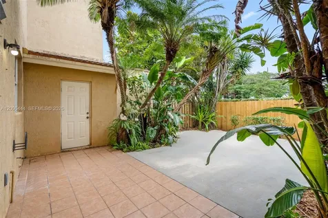 627 E Mowry Court Homestead FL 33030
