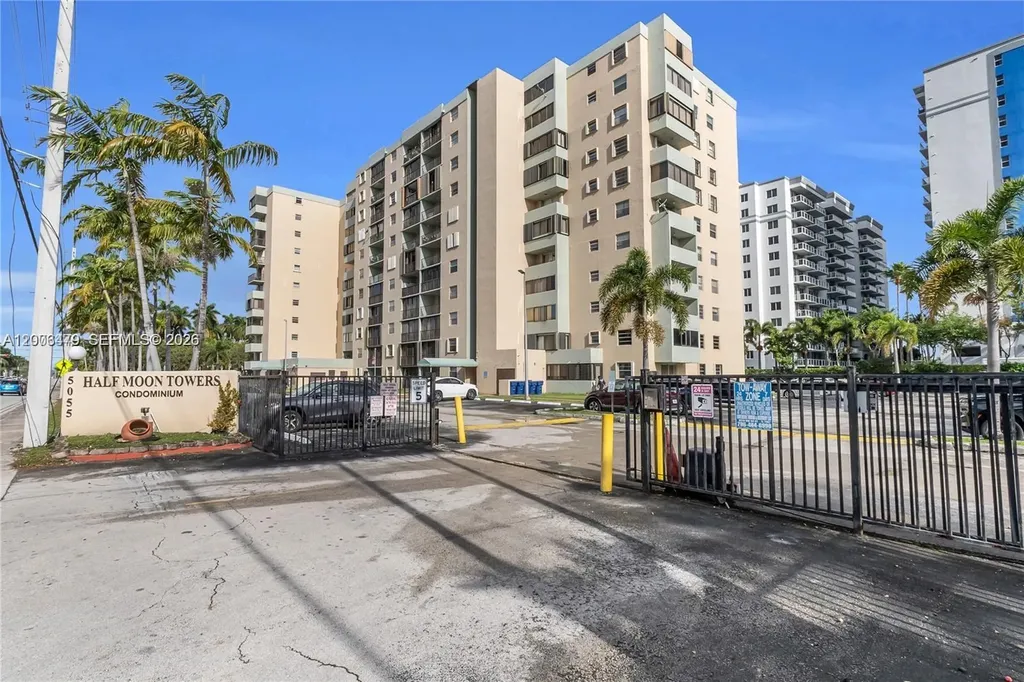 5055 NW 7th Street Miami FL 33126
