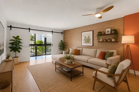 5055 NW 7th Street Miami FL 33126