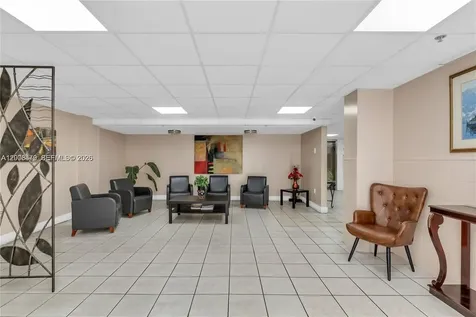 5055 NW 7th Street Miami FL 33126