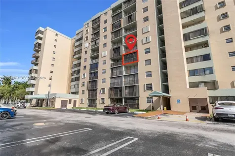 5055 NW 7th Street Miami FL 33126