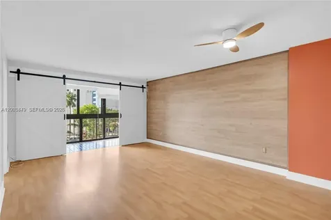5055 NW 7th Street Miami FL 33126