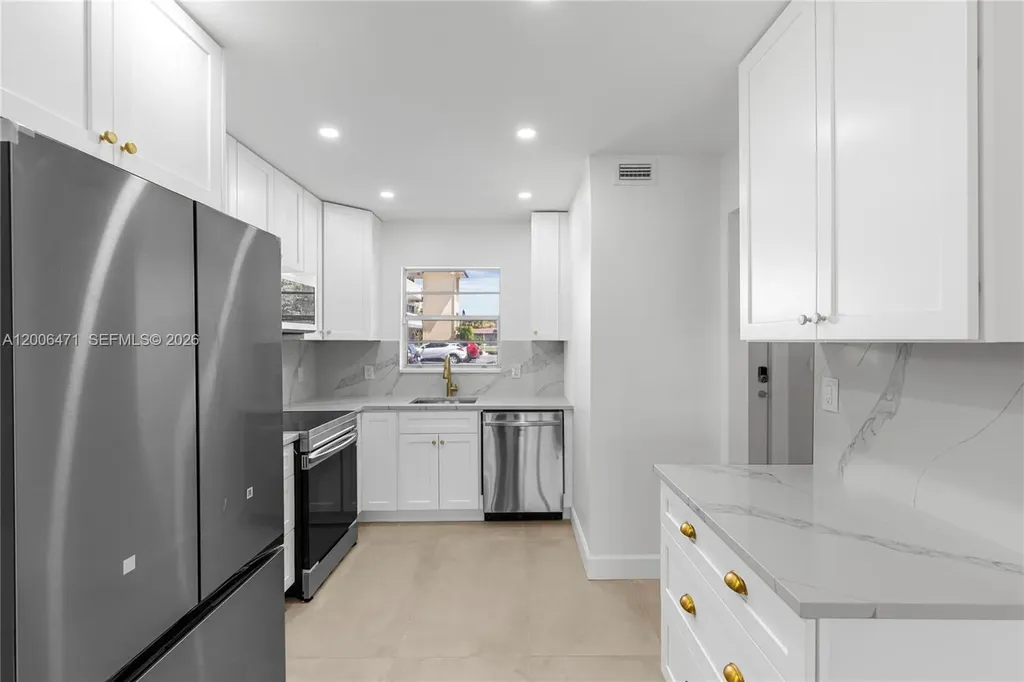 1400 NE 57th Court Fort Lauderdale FL 33334