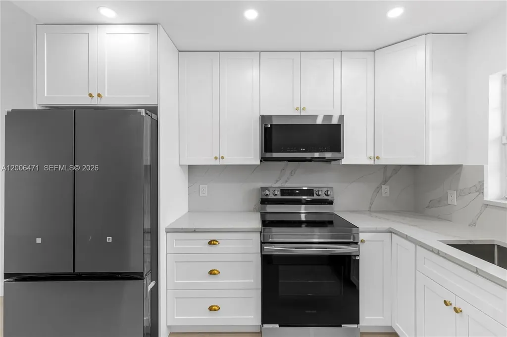 1400 NE 57th Court Fort Lauderdale FL 33334