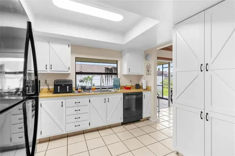 11700 NW 41st Street Sunrise FL 33323