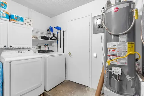 11700 NW 41st Street Sunrise FL 33323
