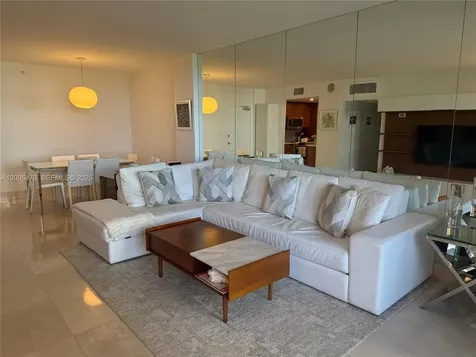 10275 Collins Avenue Bal Harbour FL 33154