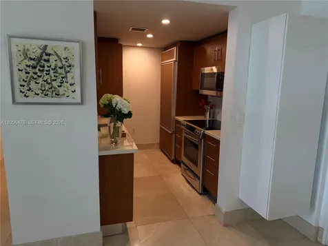 10275 Collins Avenue Bal Harbour FL 33154