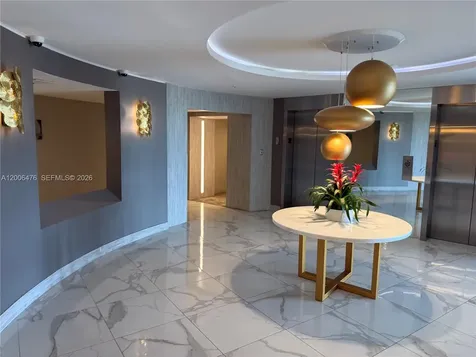 10275 Collins Avenue Bal Harbour FL 33154