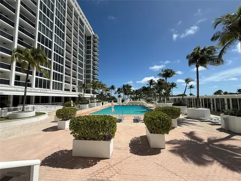 10275 Collins Avenue Bal Harbour FL 33154