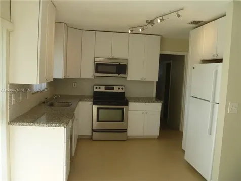 6580 Grant Street Hollywood FL 33024