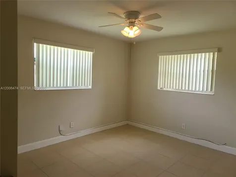 6580 Grant Street Hollywood FL 33024