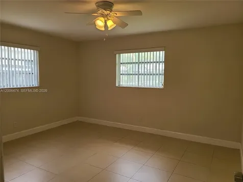 6580 Grant Street Hollywood FL 33024