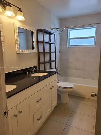 6580 Grant Street Hollywood FL 33024