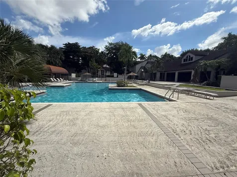 9307 SW 138th Place Miami FL 33186