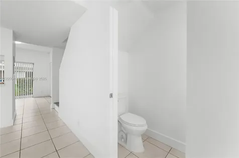 40 Simonton Circle Weston FL 33326