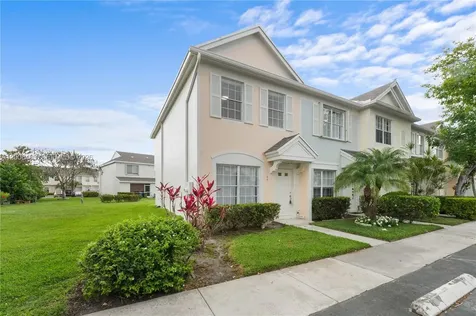 40 Simonton Circle Weston FL 33326